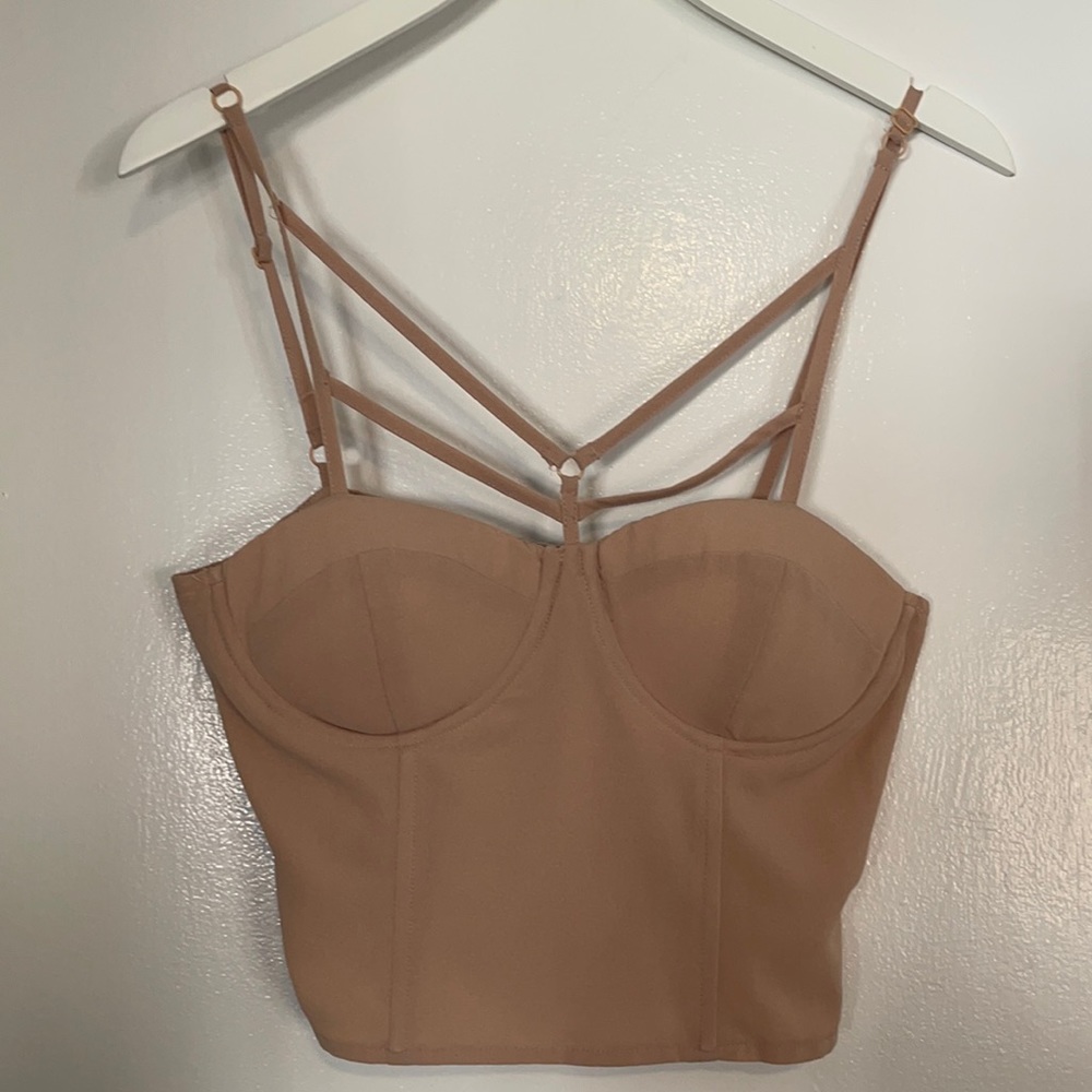 Akira Chicago Red Label mauve crop top